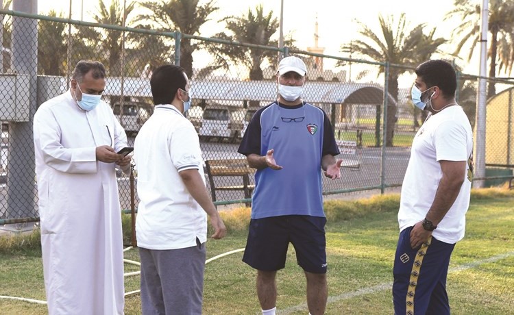 مصطفى عزيز وماهر الشمري ومحمد السبيعي وراشد البوص في تدريب برقان 	(محمد هاشم)