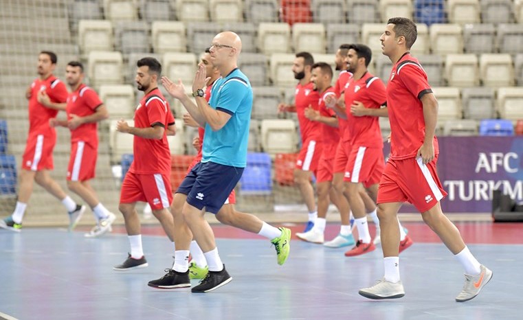 «أزرق الصالات» يبدأ تدريباته مطلع الشهر المقبل
