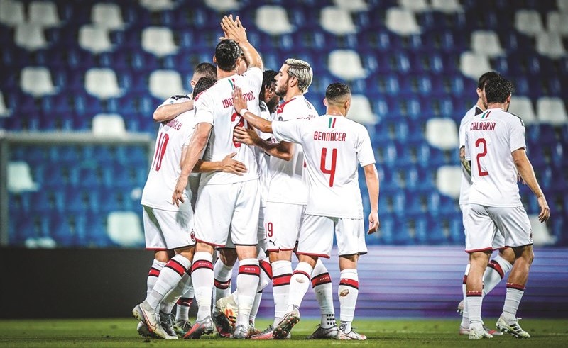 أتالانتا «قياسي».. و«الروسونيري» يضمن مقعداً في «يوروباليغ»