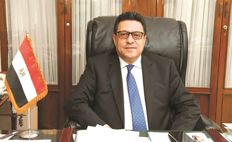السفير طارق القوني