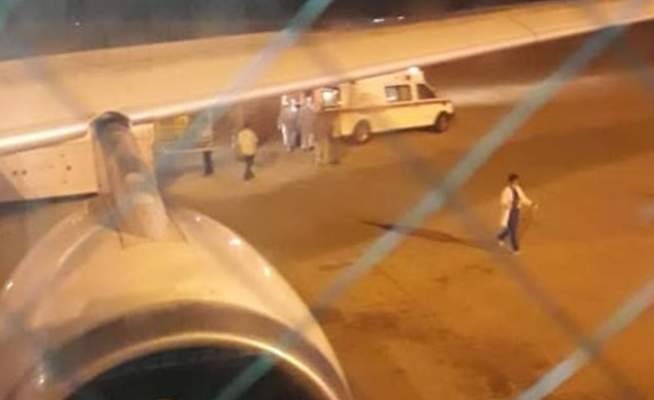 الطائرة الإيرانية عقب هبوطها في مطار بيروت (وسائل إعلام)