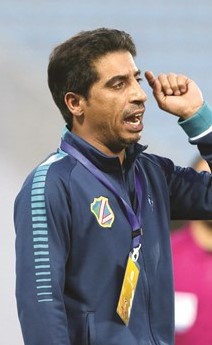 المدرب الوطني يسيطر على دورينا.. والإسباني ينافسه.. وعودة المدرسة الهولندية