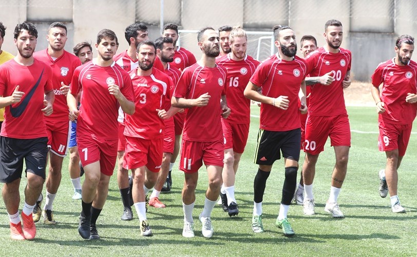 كرة القدم تبدو الأكثر حركة بين الألعاب الجماعية في بلاد الأرز