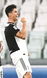 يوفنتوس ولاتسيو يواجهان كالياري وبريشيا