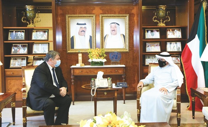 وزير الخارجية مستقبلا سفير بلغاريا بوريس بوريسوف