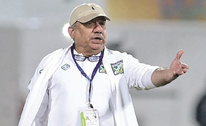 علي مندنى