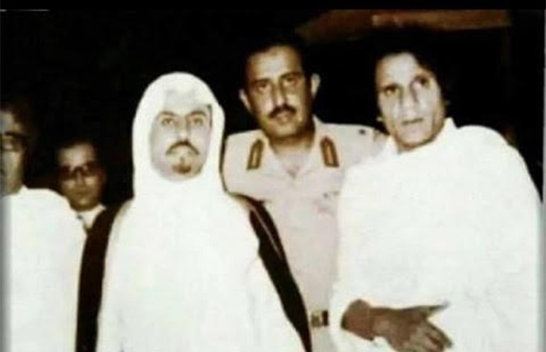نجوم الفن في الحج.. صور نادرة لأم كلثوم وحليم وسامية جمال وشكوكو