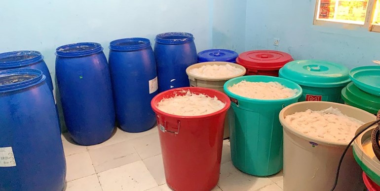 المضبوطات من الخمور داخل الوكر
