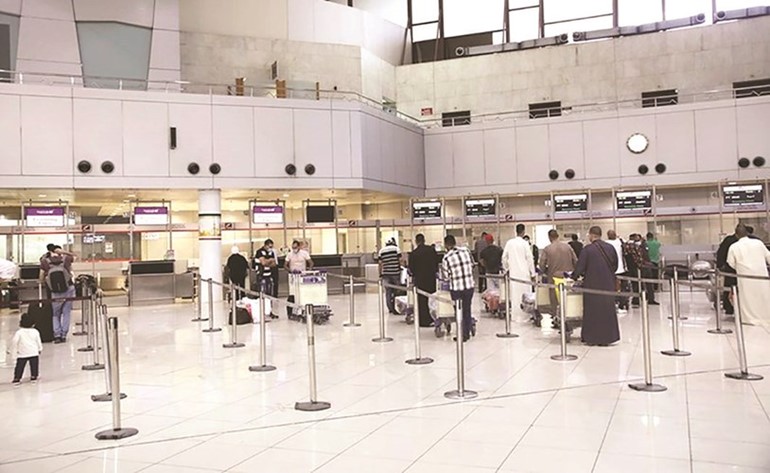 تشديد على تطبيق الاجراءات الاحترازية بالمطار