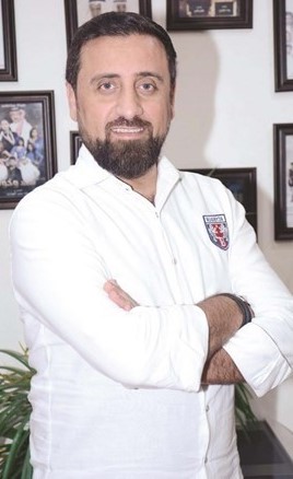 المخرج منير الزعبي