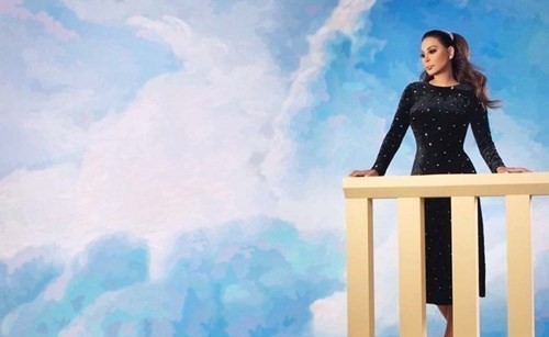 إليسا.. 20 عاماً نفس الشكل والمضمون!