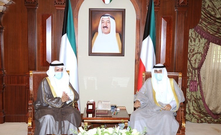 سمو نائب الأمير وولي العهد الشيخ نواف الأحمد مستقبلا مرزوق الغانم