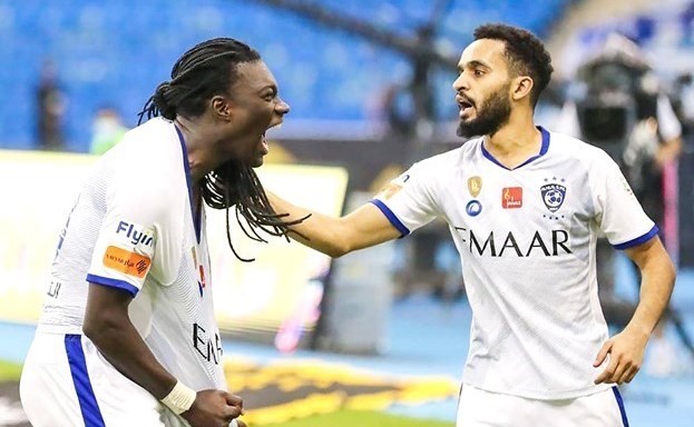 الهلال «أمطر» النصر برباعية
