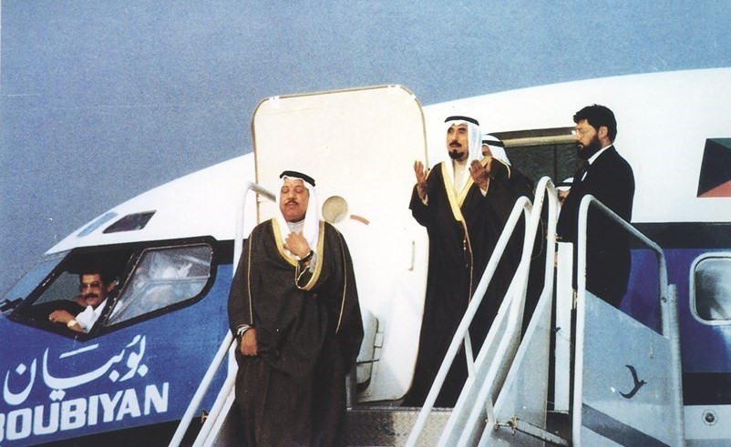 سمو الأمير الراحل الشيخ جابر الأحمد أثناء عودته للكويت