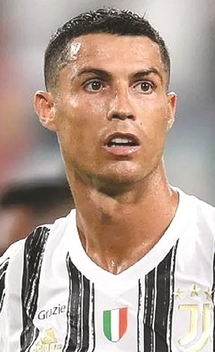رونالدو ينوي الرحيل عن يوفنتوس