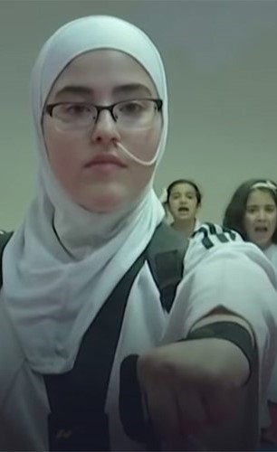 بالفيديو.. شابة أردنية تكتشف ما عجز عنه أطباء!