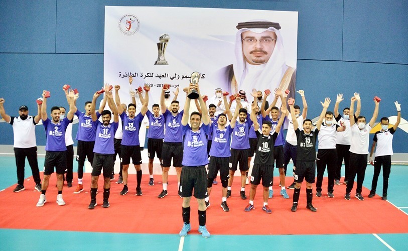 طائرة «داركليب» بطل كأس ولي عهد البحرين