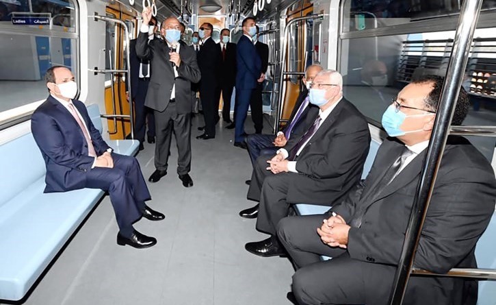 الرئيس عبدالفتاح السيسي يفتتح المرحلة الرابعة من الخط الثالث لمترو الأنفاق ويضع حجر الأساس لمحطة عدلي منصور التبادلية