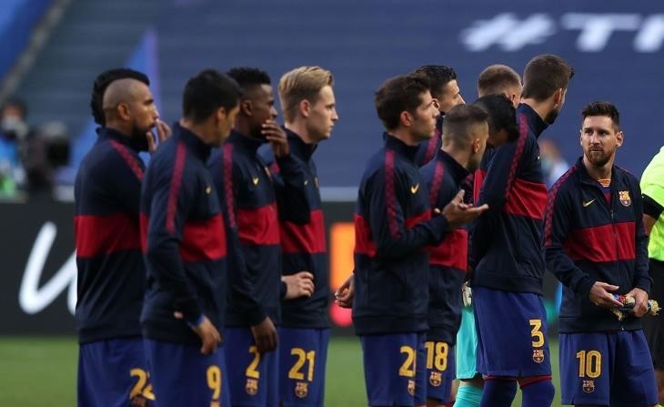 برشلونة يعرض 17 لاعباً للبيع بعد خسارته الاخيرة!