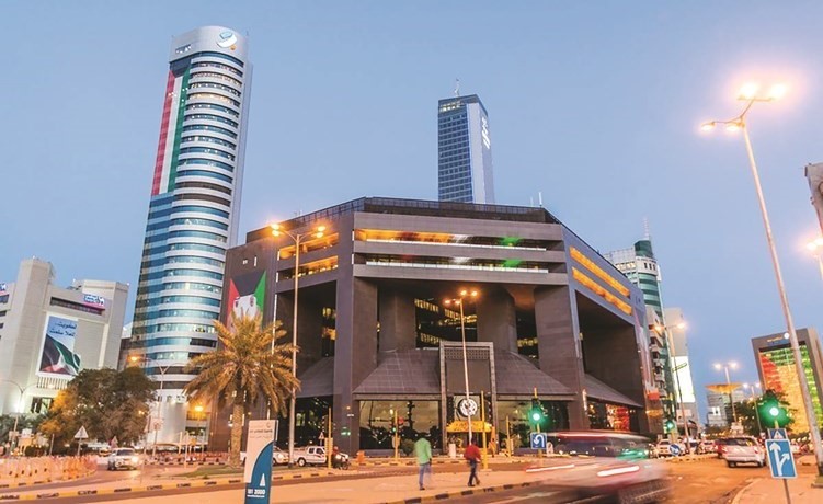 372 مليون دينار أرباح شركات السوق الأول.. بتراجع 52%
