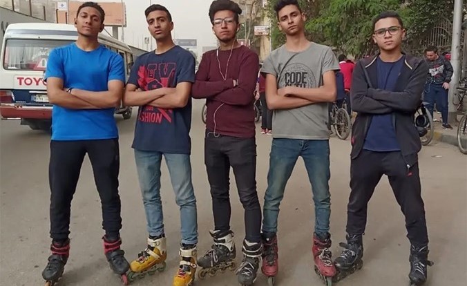 بالفيديو.. رياضة جديدة تغزو شوارع مصر