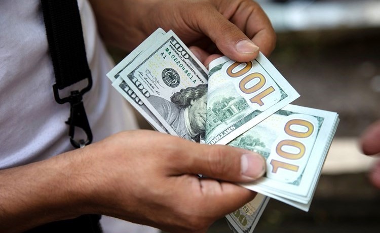 «مورغان ستانلي»: الدولار أفضل عملة ملاذ آمن لعام 2020
