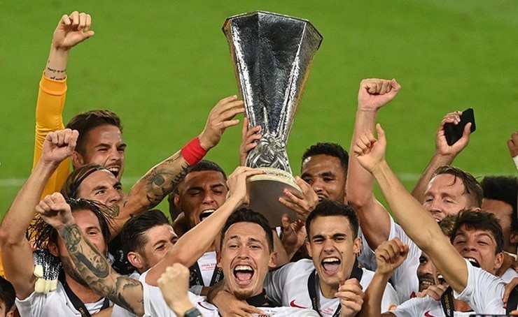 إشبيلية بطلاً للدوري الأوروبي للمرة السادسة بفوز مثير على إنتر ميلان