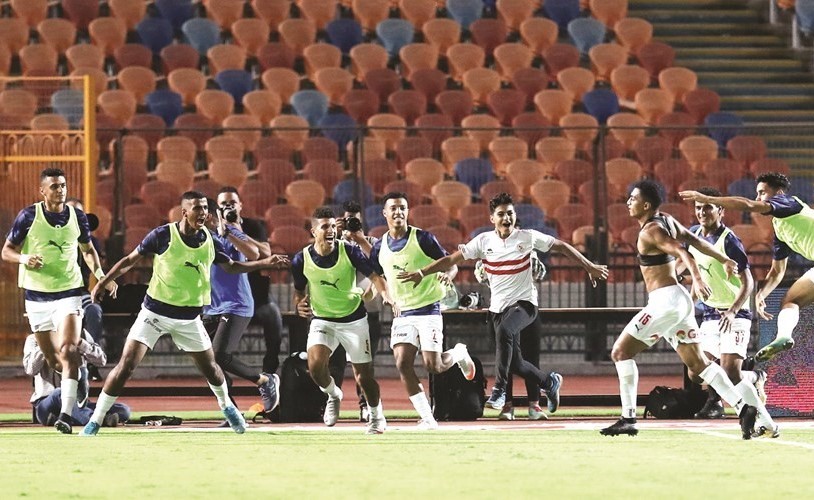 سهام «الفارس الأبيض» تجرح «النسر»