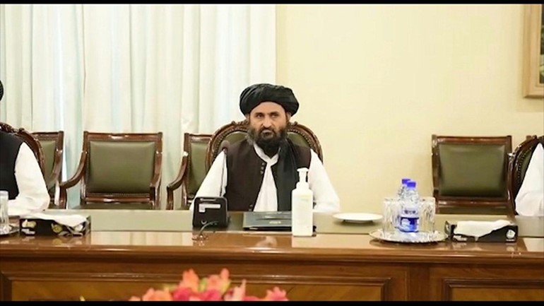 بالفيديو.. وفد من حركة طالبان يلتقي مسؤولين باكستانيين في إسلام أباد