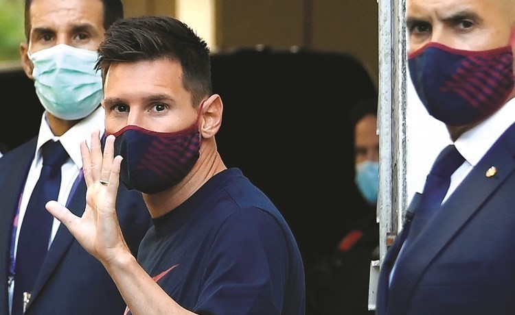 ميسي.. زلزال في برشلونة
