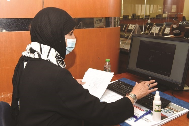 انجاز المعاملات في قسم رخص السوق