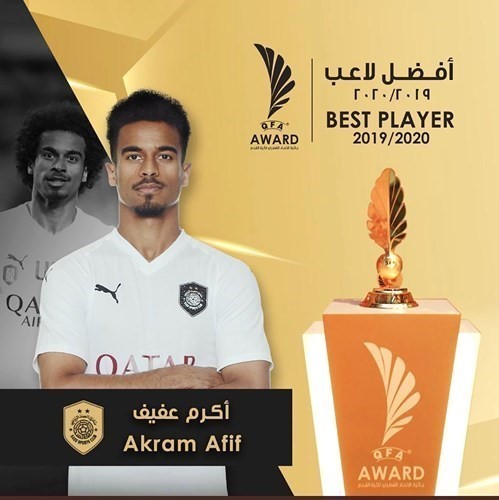 أكرم عفيف يفوز بجائزة أفضل لاعب في دوري قطر