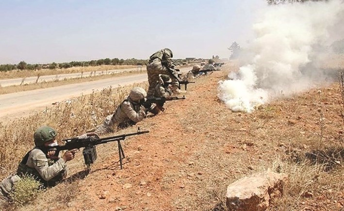 صورة نشرتها وسائل اعلام روسية للتدريبات المشتركة مع القوات التركية شمال غرب سورية (انترنت)