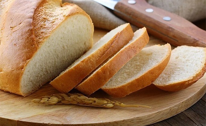 الخبز الأبيض ضروري أحياناً.. لماذا يعاني من سمعة سيئة؟
