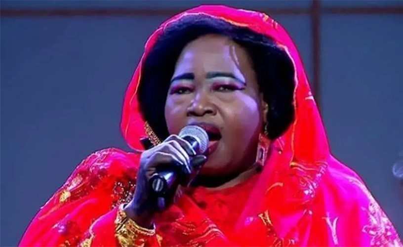 رحيل مطربة السودان "ستونة" صاحبة اغنية "شوكولاتة"