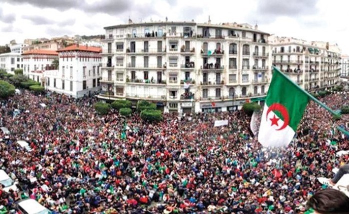 صورة أرشيفية لإحدى المظاهرات الكبرى للحراك الشعبي في الجزائر