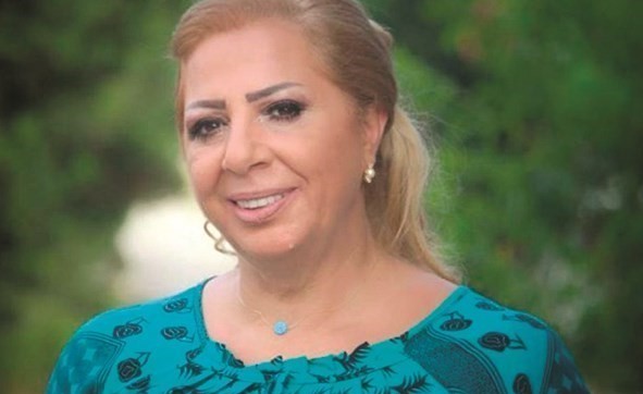 الفنانة السورية غادة بشور في احد اعمالها الدرامية