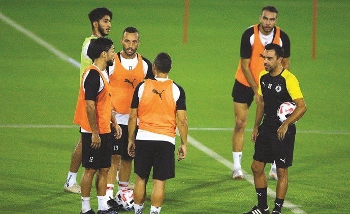 تشافي يقود تدريبات السد القطري