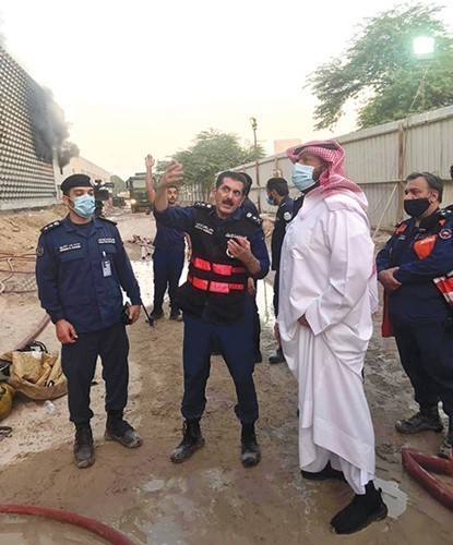 محافظ العاصمة يتفقد موقع حريق منطقة الصباح الصحية