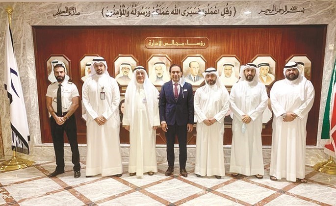ومع وفد نقابة الكويتية
