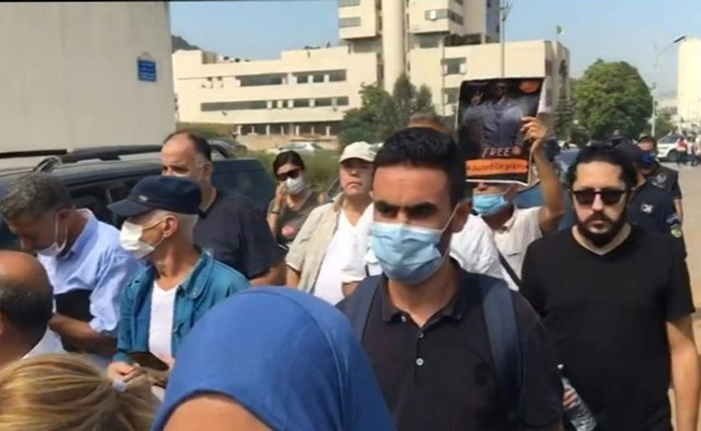 بالفيديو.. مسيرة في الجزائر دعما للصحافي خالد درارني بعد الحكم عليه بالسجن عامين