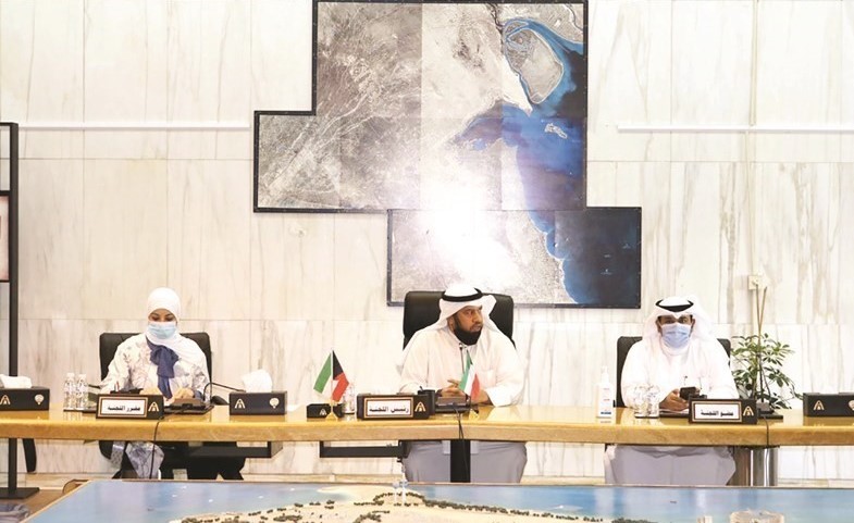 م.عبدالسلام الرندي مترئسا اجتماع لجنة تقصي الحقائق