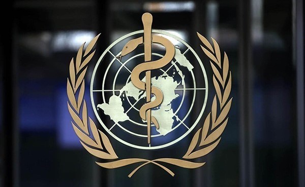 "الصحة العالمية" تستبعد عودة الحياة إلى طبيعتها قبل 2022