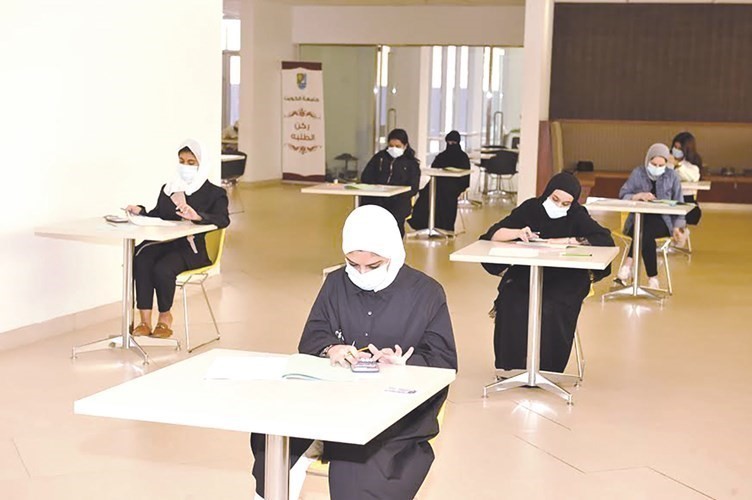 جامعة الكويت استقبلت طلبة الثاني عشر لأداء اختبارات القدرات الأكاديمية 2019/2020