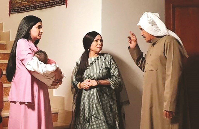 جاسم النبهان وزهرة الخرجي في مشهد من المسلسل