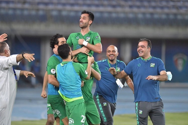ليلة «الكويت».. خضراء