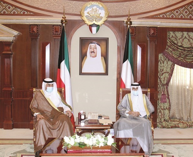 سمو نائب الأمير خلال استقباله سمو الشيخ صباح الخالد