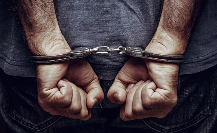 السجن 6 سنوات لرجل في هولندا لاغتصابه عجوز عمرها 98 عاماً بشكل متكرر