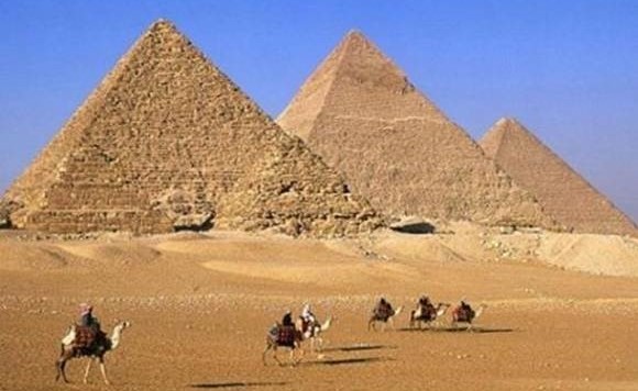مصر تحتفل باليوم العالمى للسياحة وسط معابدها الأثرية