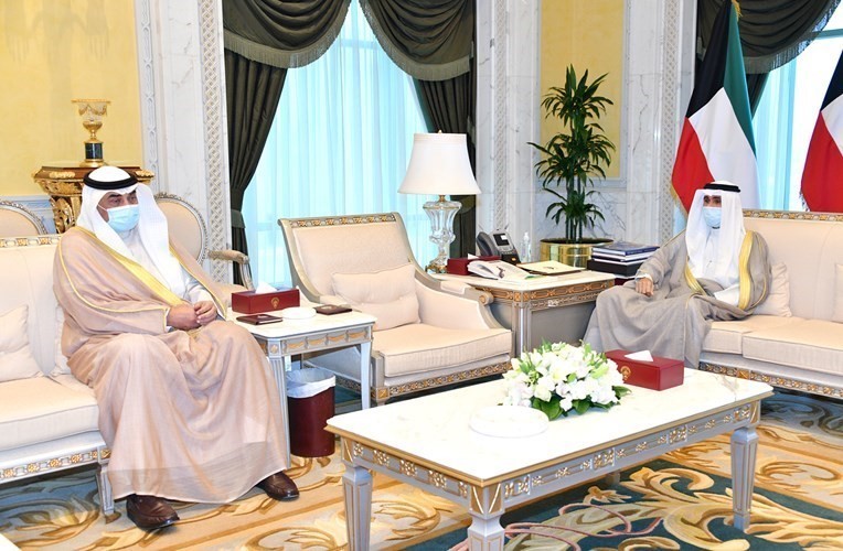 سمو نائب الأمير مستقبلا سمو الشيخ صباح الخالد